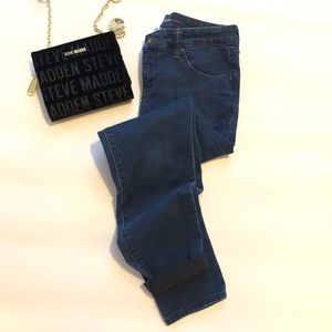 Style & Co Skinny Leg Jeans